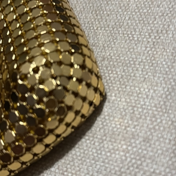 Vintage Metal Mesh Bag-Crossbody Chain Link Strap-8.5x6-Gold Toned - Picture 5 of 16